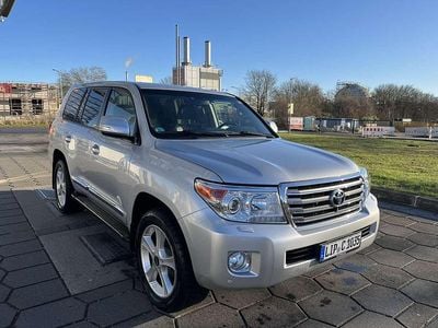Silber Gebraucht 2014 Toyota Land Cruiser V8 Executive SUV | 65.000 €