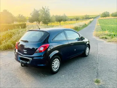Gebraucht Opel Corsa 86 PS (63 kW) 2012 Blau Kleinwagen