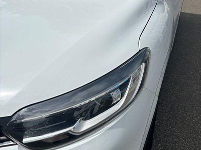 Second-hand Renault Kadjar Life 131 CP (96 kW) 2018 Alb SUV