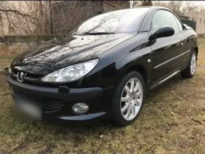 Gebraucht Peugeot 206 CC 136 PS (100 kW) 2003 Schwarz Cabrio