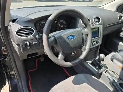 Gebraucht Ford Focus 125 PS (91 kW) 2006 Schwarz Kombi