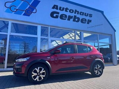 Gebraucht Dacia Sandero Comfort 101 PS (74 kW) 2021 Rot Limousine