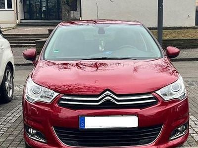 Gebraucht Citroën C4 PureTech 131 PS (96 kW) 2015 Rot Limousine