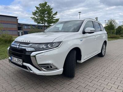 Mitsubishi Outlander P-HEV