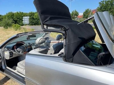 Gebraucht Mercedes CLK500 Elegance 306 PS (225 kW) 2005 Silber Cabrio