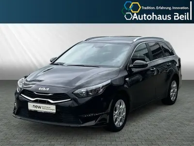 Gebraucht Kia Ceed Vision 160 PS (117 kW) 2022 (1k) zilinaschwarz met. Kleinwagen