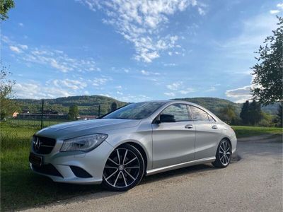 gebraucht Mercedes CLA200 d 4MATIC DCT AMG Line AMG Line