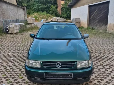 Gebraucht VW Polo 75 PS (55 kW) 1999 Grün Kleinwagen