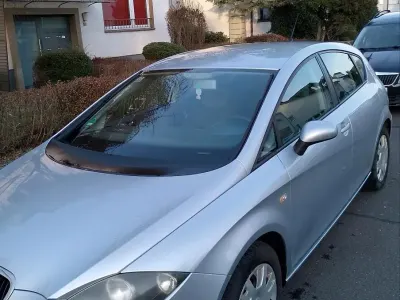 Używany Seat Leon 103 KM (75 kW) 2009 Szary Hatchback