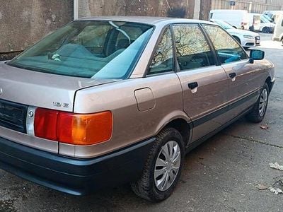Gebraucht Audi 80 113 PS (83 kW) 1988 Silber Limousine