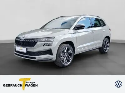 Neu Skoda Karoq SportLine 190 PS (139 kW) 2026 Grau SUV