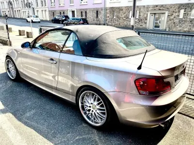 Gebraucht BMW 118 Cabriolet Sport Line 143 PS (105 kW) 2008 Silber Cabrio
