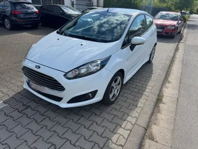 Gebraucht Ford Fiesta Sport 125 PS (91 kW) 2015 Weiß Kleinwagen