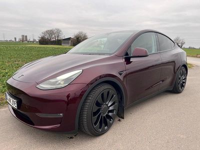 Rot Gebraucht 2023 Tesla Model Y Performance SUV | 39.999 € (Fairer Preis)