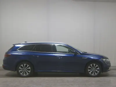 Używany Renault Talisman GrandTour Business 160 KM (117 kW) 2021 Niebieski Kombi