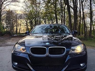 Usata BMW 320 177 CV (130 kW) 2010 Nero Berlina