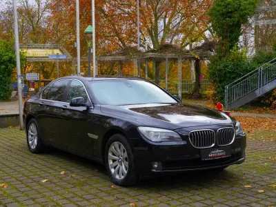 Gebraucht BMW 730 Comfort Edition 245 PS (180 kW) 2011 Schwarz Limousine