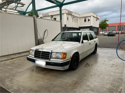Gebraucht Mercedes E200 118 PS (86 kW) 1989 Weiß Kombi