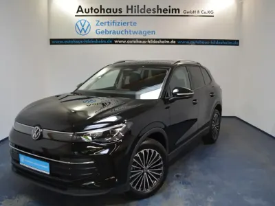 Gebraucht VW Tiguan Goal 150 PS (110 kW) 2025 Schwarz SUV
