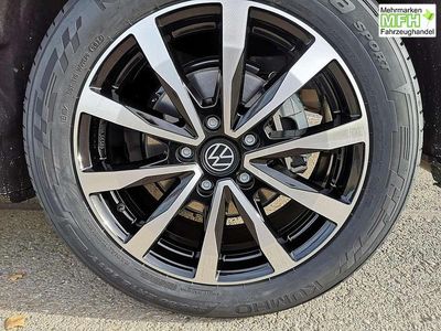 Neu VW Multivan Comfortline 179 PS (131 kW) 2025 Indiumgrau metallic Van