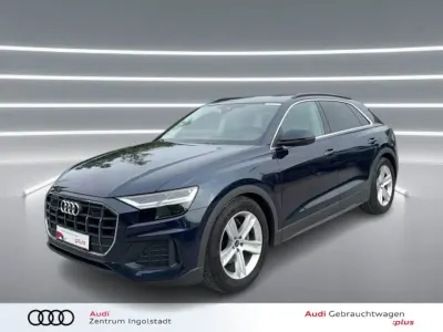 Gebraucht Audi Q8 Ambiente 286 PS (210 kW) 2023 Waitomoblau metallic SUV
