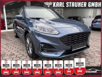 Używany Ford Kuga ST-Line 120 KM (88 kW) 2024 Niebieski SUV