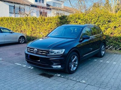 Gebraucht VW Tiguan R-line 150 PS (110 kW) 2017 Schwarz SUV