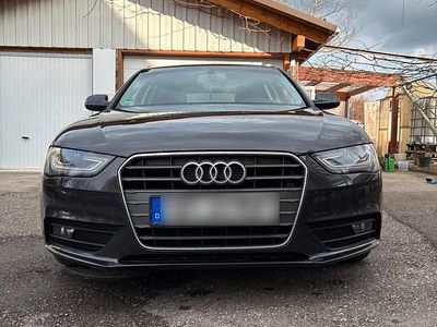 Gebraucht Audi A4 150 PS (110 kW) 2015 Schwarz Kombi