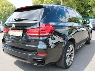 BMW X5 M50