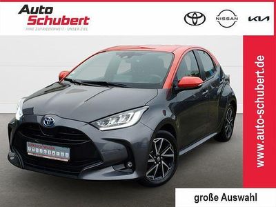 Grau Gebraucht 2021 Toyota Yaris Hybrid Basis Kleinwagen | 19.480 € (Etwas zu teuer)
