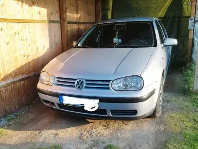 Brugt VW Golf III Basis 101 HK (74 kW) 1998 Sølv Sedan
