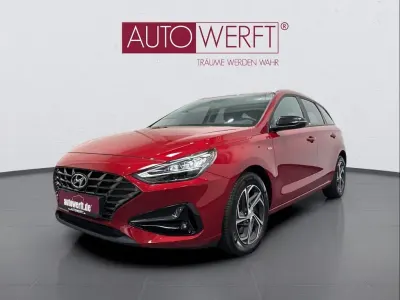 Gebraucht Hyundai i30 Intro Edition 159 PS (116 kW) 2021 Rot Kombi