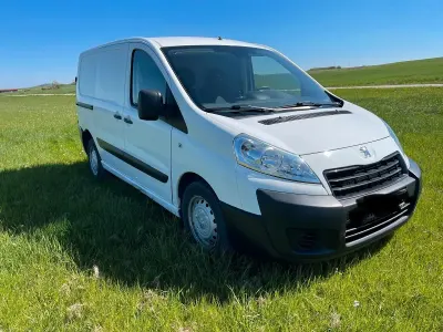 Gebraucht Peugeot Expert 128 PS (94 kW) 2015 Weiß Van