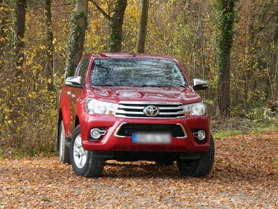 Rot Gebraucht 2017 Toyota HiLux Abholung | 37.500 €