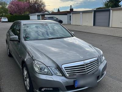 Mercedes E220