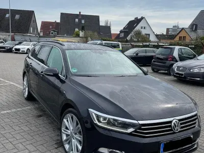 Gebraucht VW Passat Comfortline 150 PS (110 kW) 2015 Schwarz Kombi