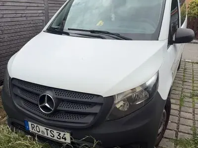 Gebraucht Mercedes Vito 114 PS (83 kW) 2017 Weiß Van