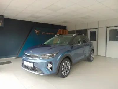 Gebraucht Kia Stonic Spirit 120 PS (88 kW) 2021 Blau SUV