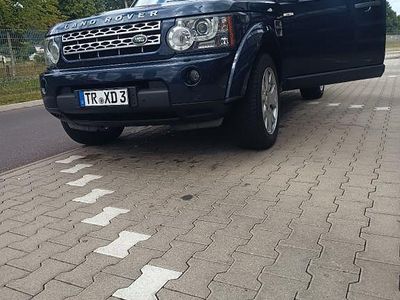 Land Rover Discovery 4