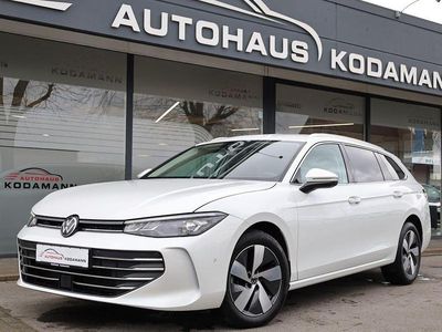 Gebraucht VW Passat Business 150 PS (110 kW) 2024 Oryxweiã perlmutteffekt Kombi