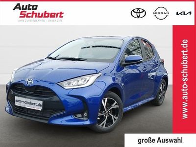 Neu Toyota Yaris Hybrid 117 PS (86 kW) 2026 Blau Kleinwagen