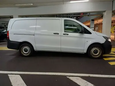 Gebraucht Mercedes Vito 163 PS (119 kW) 2021 Arktikweiss Van