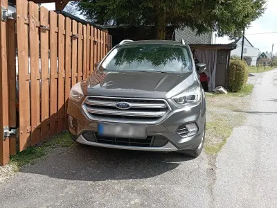 Używany Ford Kuga 150 KM (110 kW) 2017 Szary SUV