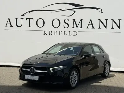 Gebraucht Mercedes A200 Style 150 PS (110 kW) 2022 Nachtschwarz  unilack Limousine