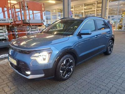 Blau Gebraucht 2023 Kia e-Niro Inspiration SUV | 26.480 € (Fairer Preis)