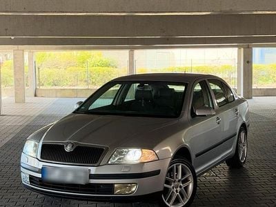 Second-hand Skoda Octavia 115 CP (84 kW) 2006 Gri Berlinǎ