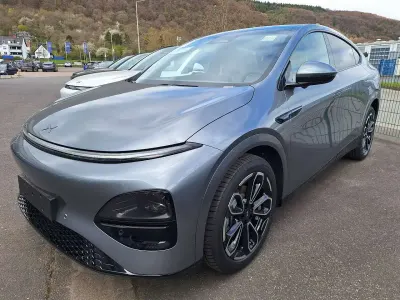 Nuova XPENG G6 217 kW (296 CV) 2026 Grigio SUV
