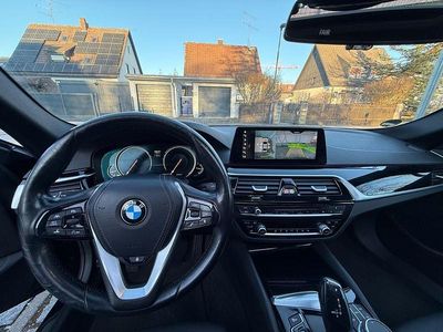Gebraucht BMW 520 Sport Line 190 PS (139 kW) 2017 Schwarz Limousine