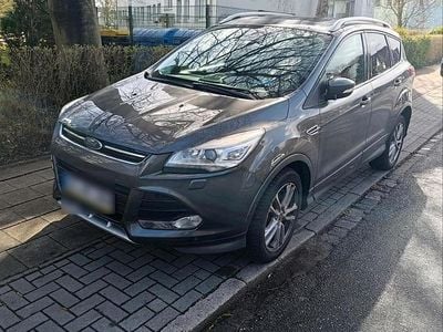 Gebraucht Ford Kuga 150 PS (110 kW) 2015 Grau SUV