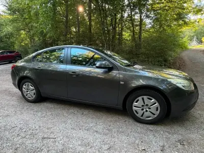 Gebraucht Opel Insignia 116 PS (85 kW) 2009 Grau Limousine